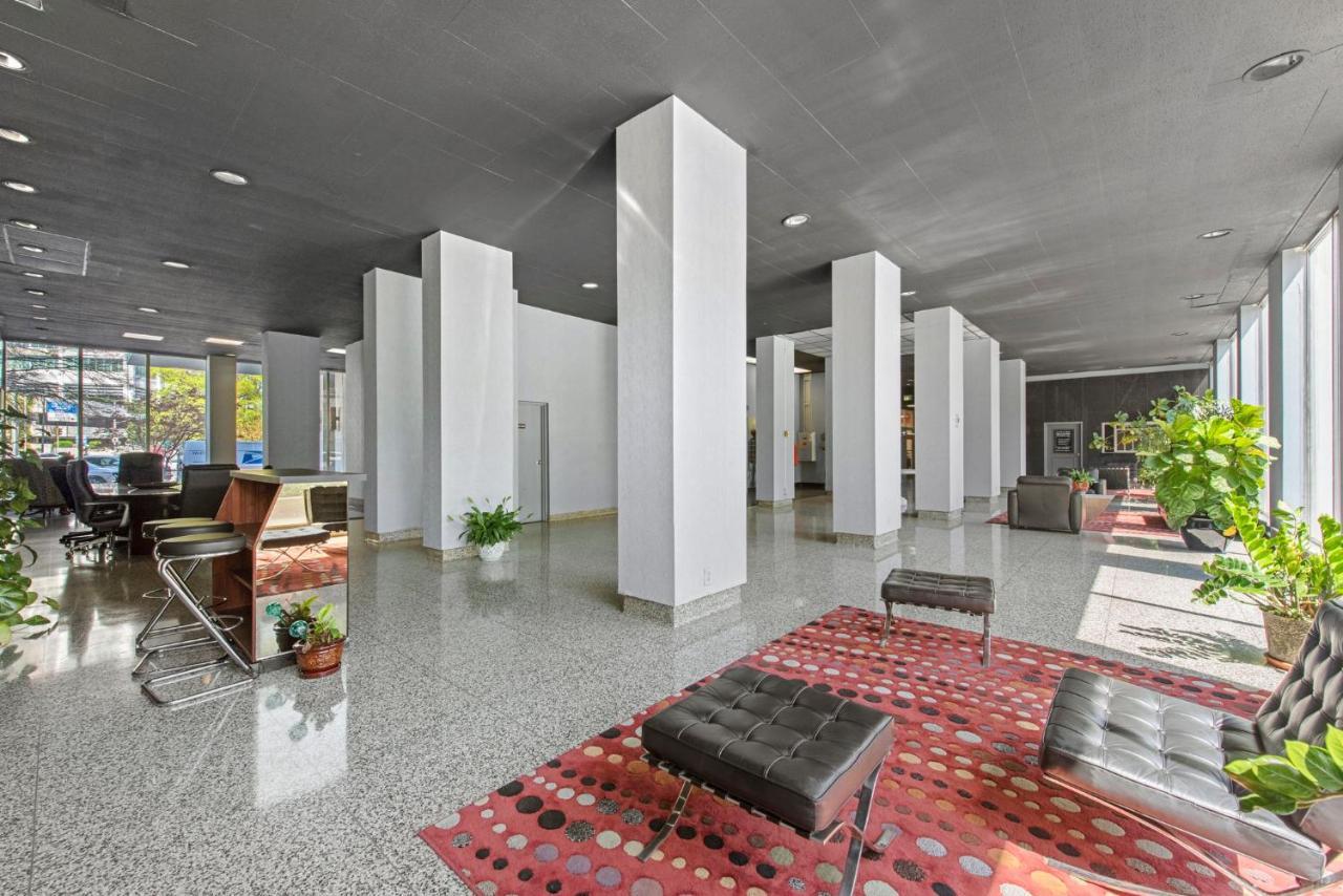 804 Free Parking Modern Downtown Apt, Great Wifi アトランタ エクステリア 写真